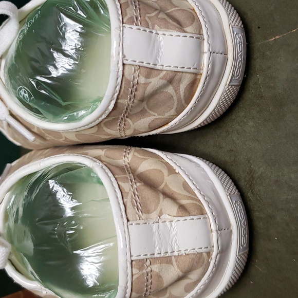 Coach Etta tennis shoes 7.5 - Picture 6 of 12